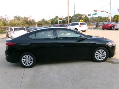 2017 Hyundai ELANTRA SE   - Photo 21 - Houston, TX 77040