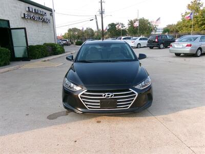 2017 Hyundai ELANTRA SE   - Photo 2 - Houston, TX 77040
