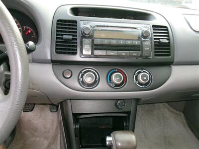 2005 Toyota Camry LE - Photo 20 - Houston, TX 77040