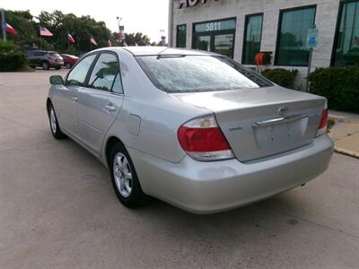 2005 Toyota Camry LE - Photo 8 - Houston, TX 77040