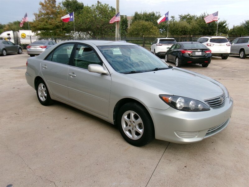 2005 Toyota Camry LE - Photo 15 - Houston, TX 77040