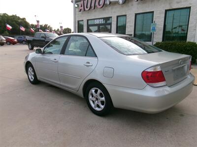2005 Toyota Camry LE - Photo 7 - Houston, TX 77040