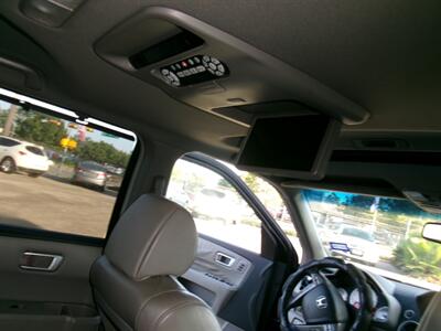 2009 Honda Pilot Touring w/Navi w/DVD   - Photo 24 - Houston, TX 77040