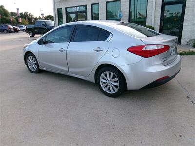 2014 Kia Forte EX - Photo 6 - Houston, TX 77040