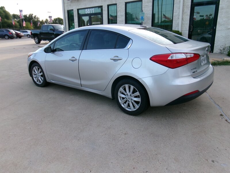 2014 Kia Forte EX - Photo 6 - Houston, TX 77040