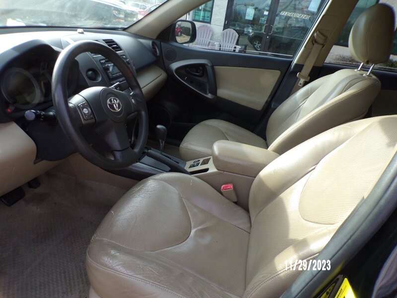 2012 Toyota RAV4 Base photo 15