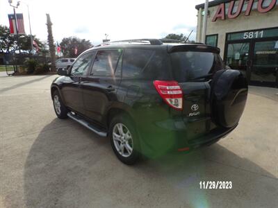 2012 Toyota RAV4   - Photo 8 - Houston, TX 77040