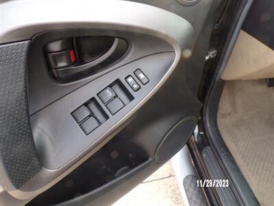 2012 Toyota RAV4   - Photo 25 - Houston, TX 77040