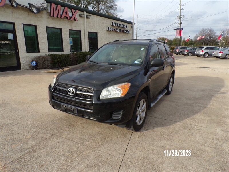 2012 Toyota RAV4 Base photo 3