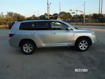 2008 Toyota Highlander   - Photo 17 - Houston, TX 77040