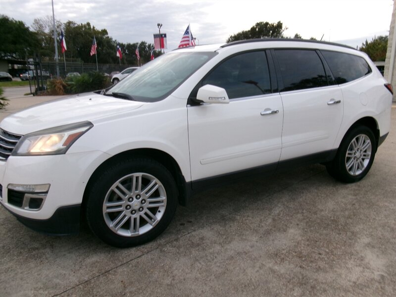 2015 Chevrolet Traverse LT - Photo 6 - Houston, TX 77040