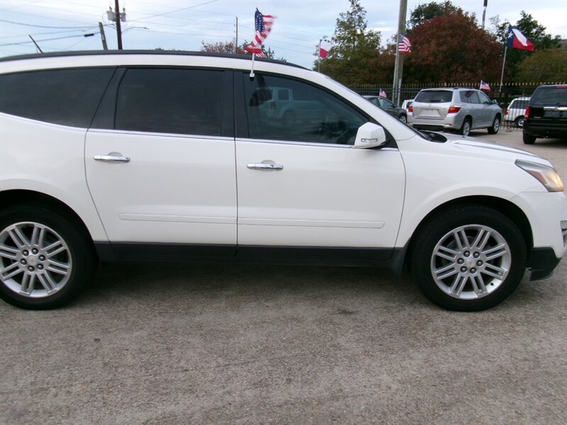 2015 Chevrolet Traverse LT - Photo 24 - Houston, TX 77040