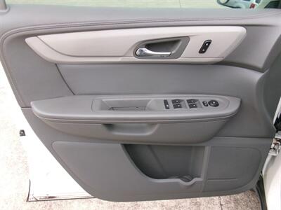 2015 Chevrolet Traverse LT - Photo 40 - Houston, TX 77040