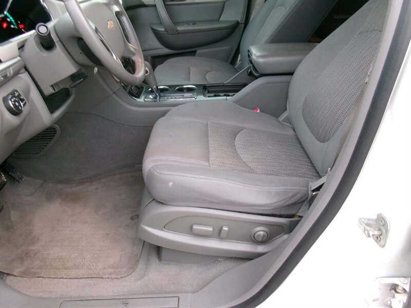 2015 Chevrolet Traverse LT - Photo 39 - Houston, TX 77040
