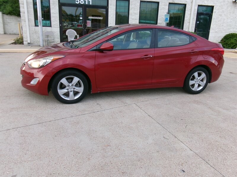 2012 Hyundai ELANTRA GLS - Photo 6 - Houston, TX 77040
