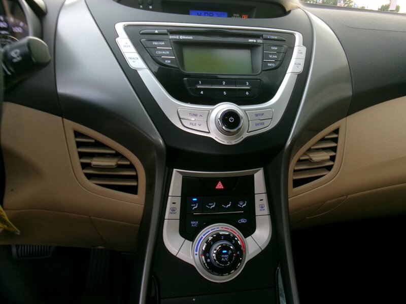 2012 Hyundai ELANTRA GLS - Photo 25 - Houston, TX 77040