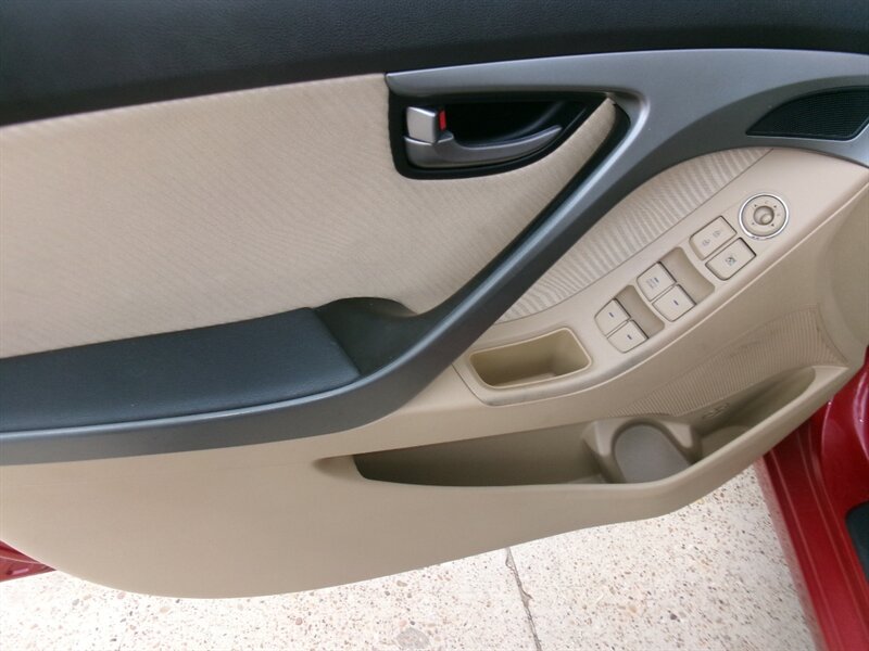 2012 Hyundai ELANTRA GLS - Photo 30 - Houston, TX 77040