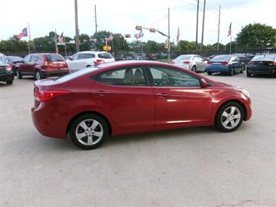 2012 Hyundai ELANTRA GLS - Photo 17 - Houston, TX 77040