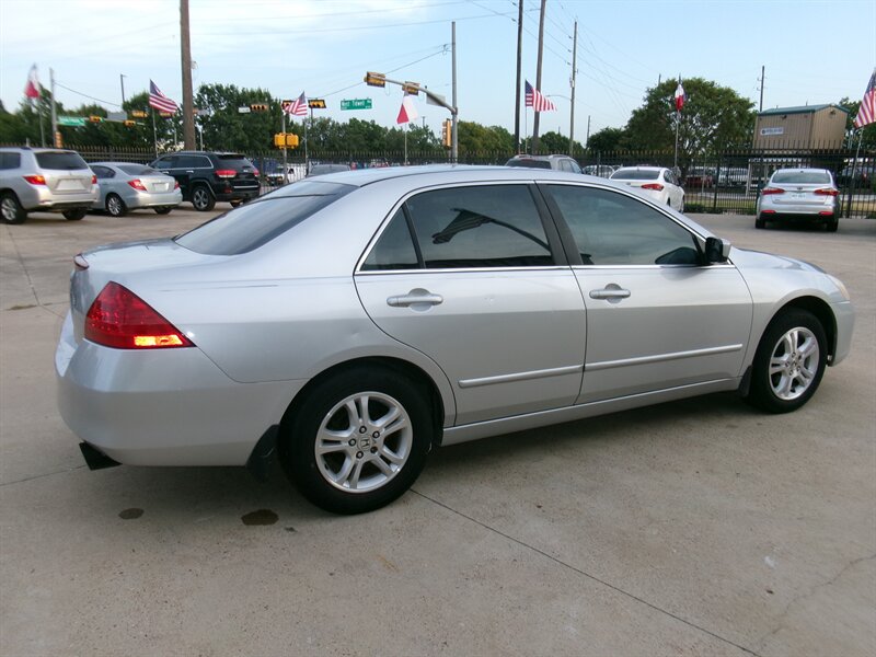2007 Honda Accord Special Edition - Photo 13 - Houston, TX 77040