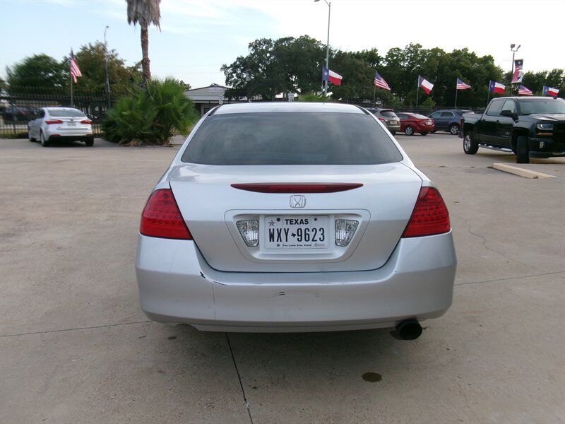 2007 Honda Accord Special Edition - Photo 10 - Houston, TX 77040