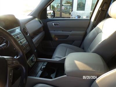 2009 Honda Pilot Touring w/Navi w/DVD   - Photo 35 - Houston, TX 77040