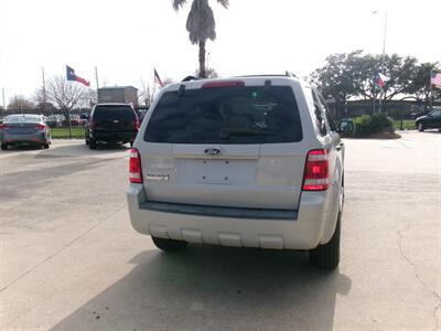 2008 Ford Escape XLT   - Photo 14 - Houston, TX 77040