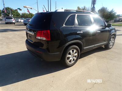 2012 Kia Sorento LX   - Photo 14 - Houston, TX 77040