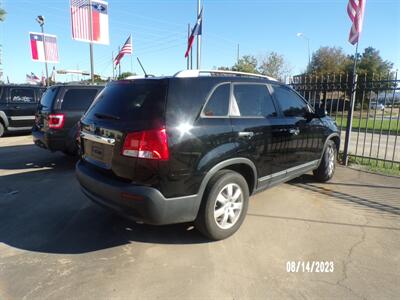 2012 Kia Sorento LX   - Photo 17 - Houston, TX 77040