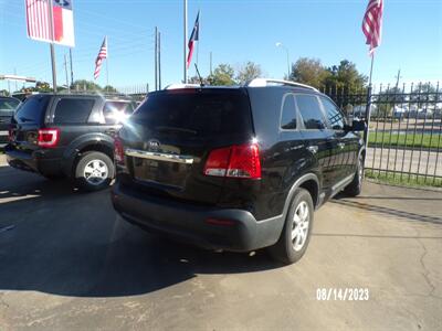 2012 Kia Sorento LX   - Photo 16 - Houston, TX 77040