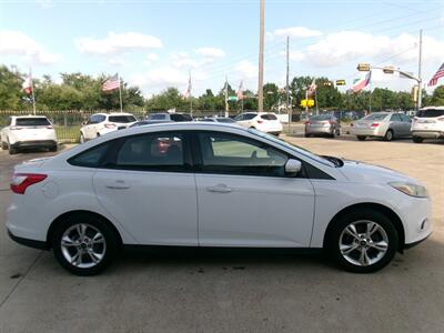 2014 Ford Focus SE - Photo 21 - Houston, TX 77040