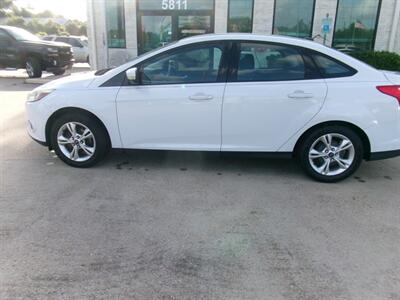 2014 Ford Focus SE - Photo 6 - Houston, TX 77040