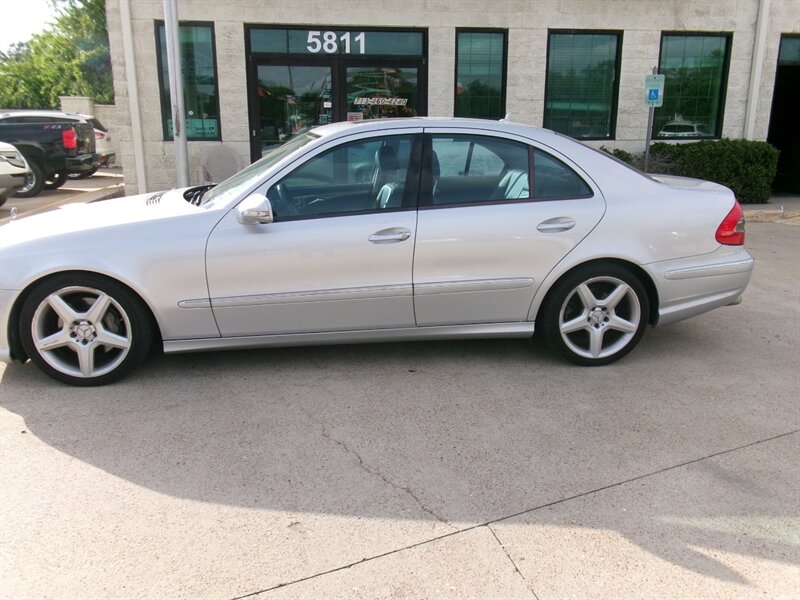 2009 Mercedes-Benz E 350 - Photo 5 - Houston, TX 77040