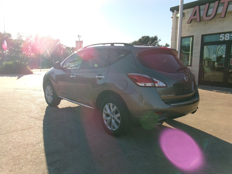 2011 Nissan Murano SL photo 9