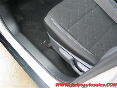 2020 Nissan Kicks S S, FWD, 1.6L I4 , LOW, LOW 25,000 MILES - Photo 4 - North Platte, NE 69101