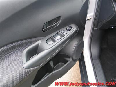 2020 Nissan Kicks S S, FWD, 1.6L I4 , LOW, LOW 25,000 MILES - Photo 3 - North Platte, NE 69101