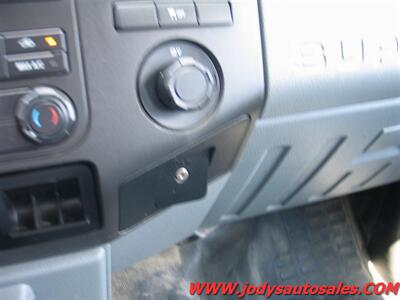 2015 Ford F-250 XL  XL, Crew-CAB, Diesel 4WD, 8' Steak Bed, 66,000 LOW MILES - Photo 16 - North Platte, NE 69101