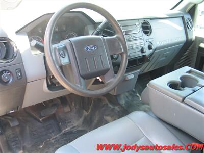 2015 Ford F-250 XL  XL, Crew-CAB, Diesel 4WD, 8' Steak Bed, 66,000 LOW MILES - Photo 2 - North Platte, NE 69101
