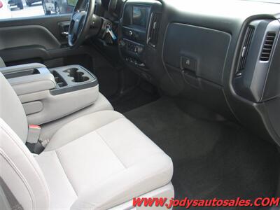 2018 Chevrolet Silverado 1500 Work Truck W/T, 2WD, CREW CAB,EcoTec3 5.3L V8 - Photo 21 - North Platte, NE 69101