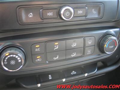 2018 Chevrolet Silverado 1500 Work Truck W/T, 2WD, CREW CAB,EcoTec3 5.3L V8 - Photo 17 - North Platte, NE 69101