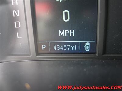 2018 Chevrolet Silverado 1500  W/T, 4X2,  5.3L V8, LOW,LOW 43,000 MILES - Photo 13 - North Platte, NE 69101