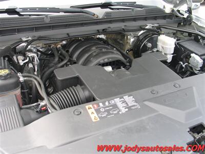 2018 Chevrolet Silverado 1500  W/T, 4X2,  5.3L V8, LOW,LOW 43,000 MILES - Photo 34 - North Platte, NE 69101