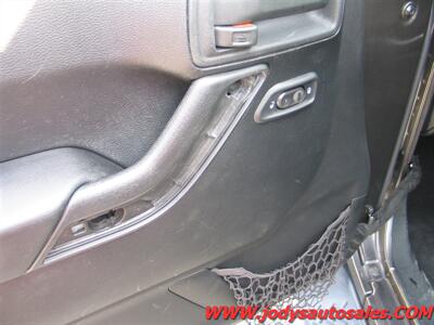 2014 Jeep Wrangler Sahara  Sahara, 4WD, 3.6L V6 , LOW 87,000 MILES - Photo 3 - North Platte, NE 69101