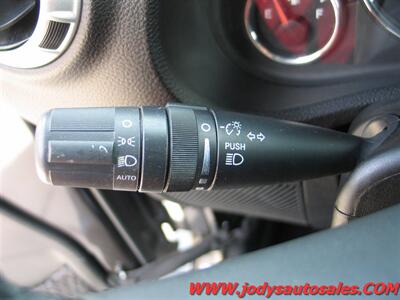 2014 Jeep Wrangler Sahara  Sahara, 4WD, 3.6L V6 , LOW 87,000 MILES - Photo 9 - North Platte, NE 69101