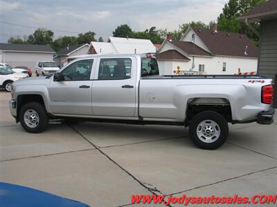 2018 Chevrolet Silverado 2500  W/T, 4WD, CREW CAB, LONG BOX, 6.0L V-8 - Photo 30 - North Platte, NE 69101