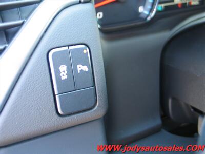 2018 Chevrolet Tahoe LS  LS, 4WD,EcoTec3 5.3L V/8 - Photo 10 - North Platte, NE 69101