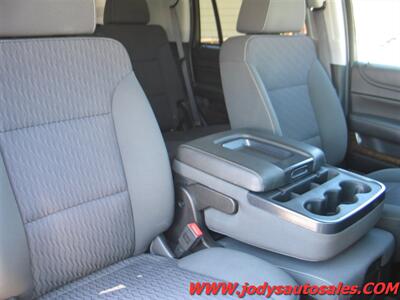 2018 Chevrolet Tahoe LS  LS, 4WD,EcoTec3 5.3L V/8 - Photo 24 - North Platte, NE 69101