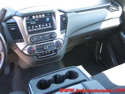 2018 Chevrolet Tahoe LS  LS, 4WD,EcoTec3 5.3L V/8 - Photo 7 - North Platte, NE 69101