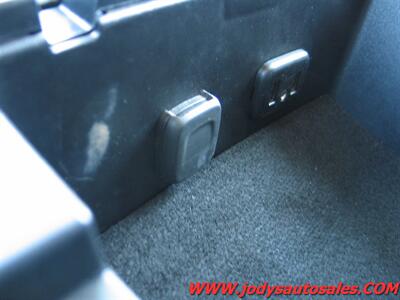 2018 Chevrolet Tahoe LS  LS, 4WD,EcoTec3 5.3L V/8 - Photo 22 - North Platte, NE 69101