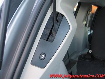 2016 Dodge Grand Caravan SXT  SXT, LOW, LOW 20,000 MILES - Photo 27 - North Platte, NE 69101