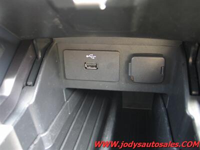 2017 Ford Explorer Base. 4WD, 3RD ROW SEATING, LOW 60,000 MILE - Photo 19 - North Platte, NE 69101